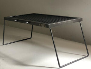 サンゾー工務店 IRON TABLE-